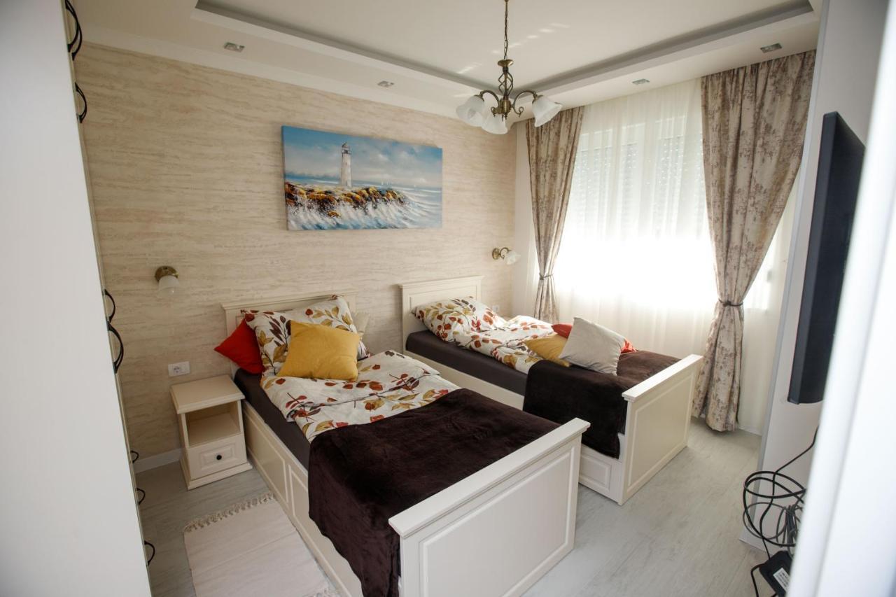 Apartman Mdb Retro Subotica Exterior foto