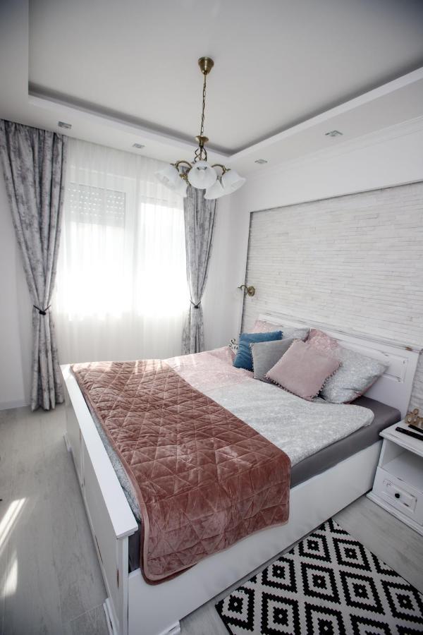 Apartman Mdb Retro Subotica Exterior foto